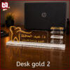 يافطة مكتب اكريليك مع مكان للاقلام اكريليك شفاف ودهبي - Desk Gold 2