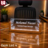 يافطة مكتب اكريليك مع خشب زان + اضاءة Usb بسلك 7 الوان  / Desk Led 4